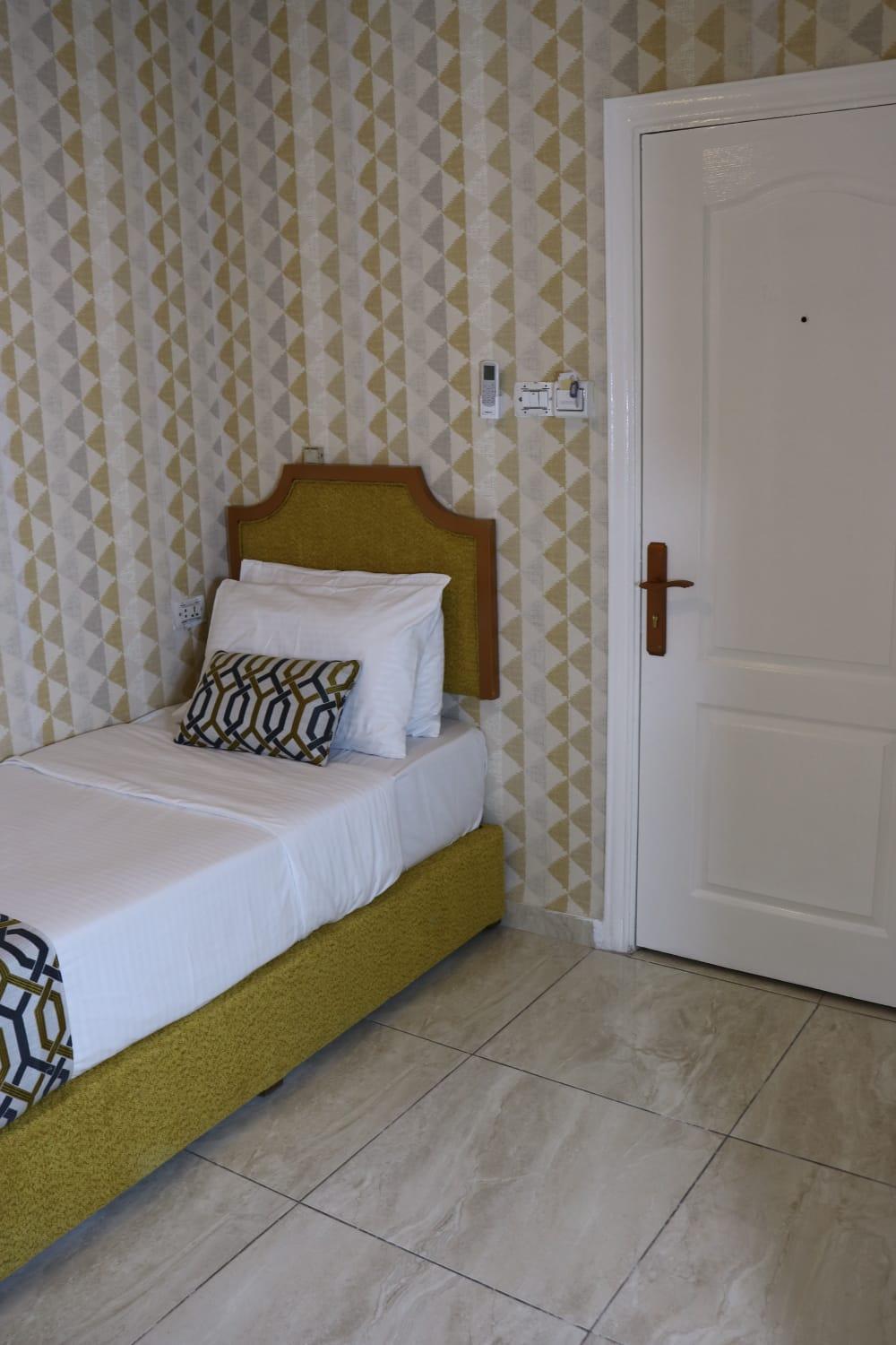 Rafi Hotel Amman Extérieur photo