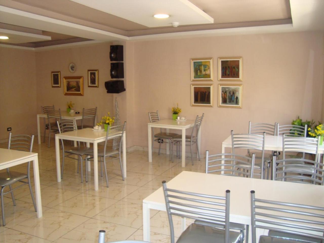 Rafi Hotel Amman Extérieur photo